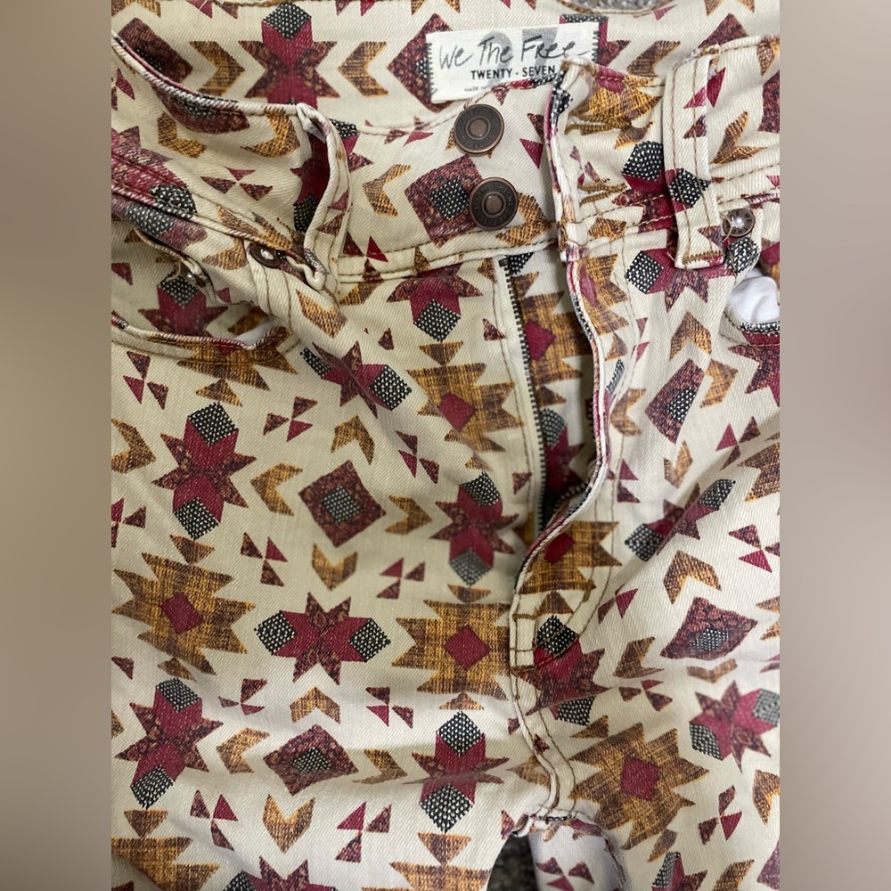 Free People — We the Free size 27 Aztec jeans (NWOT)